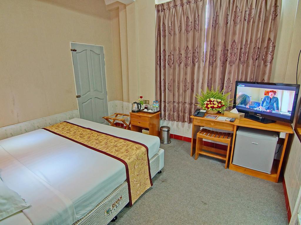Smart Hotel Mandalay Esterno foto