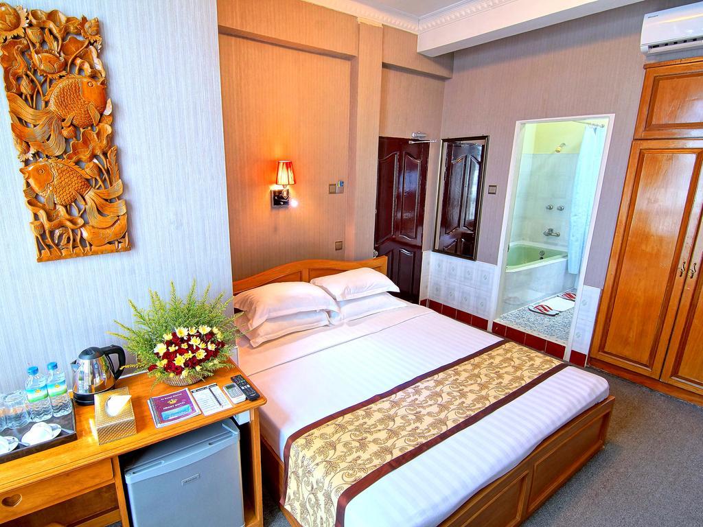 Smart Hotel Mandalay Esterno foto