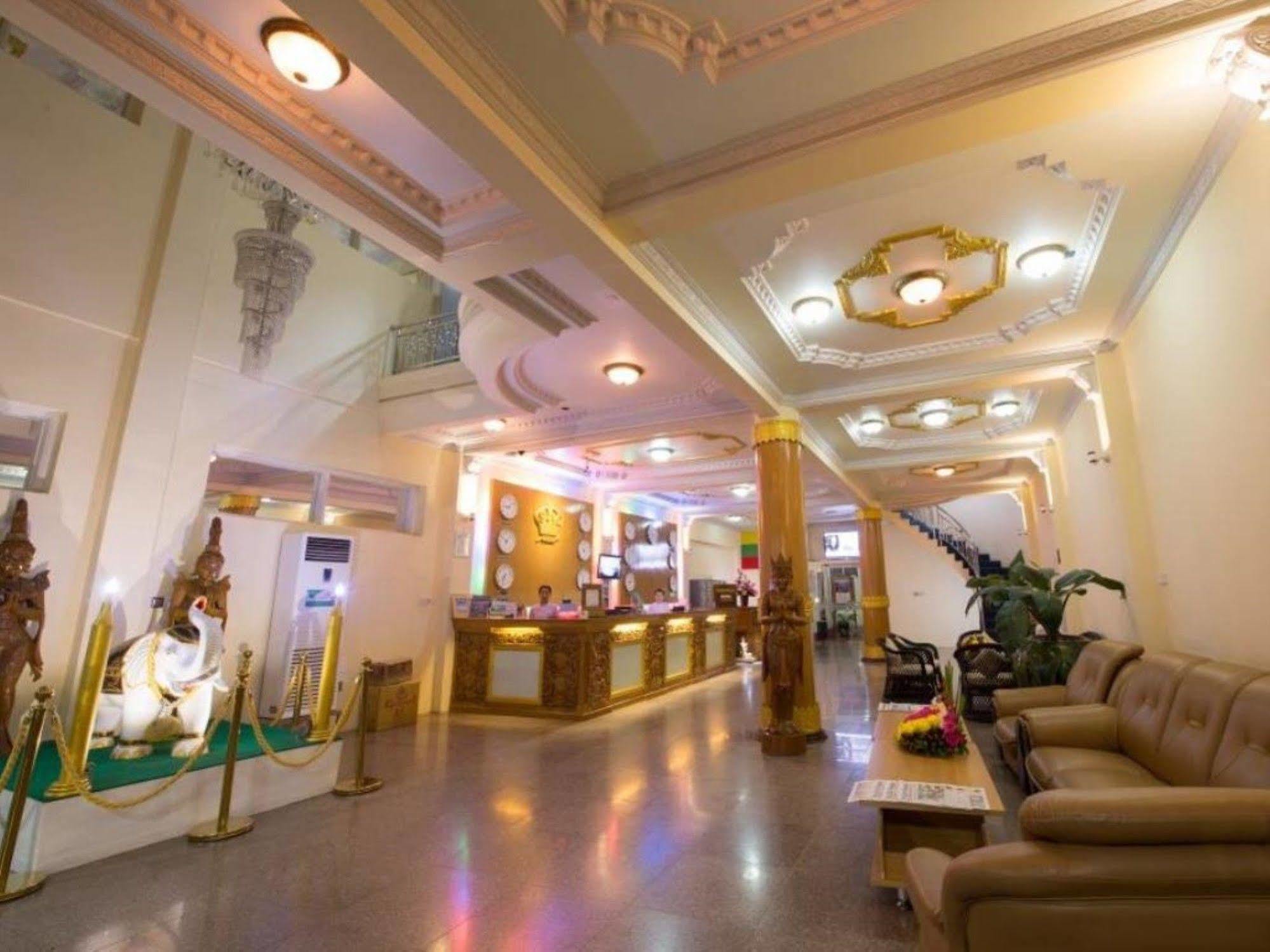 Smart Hotel Mandalay Esterno foto