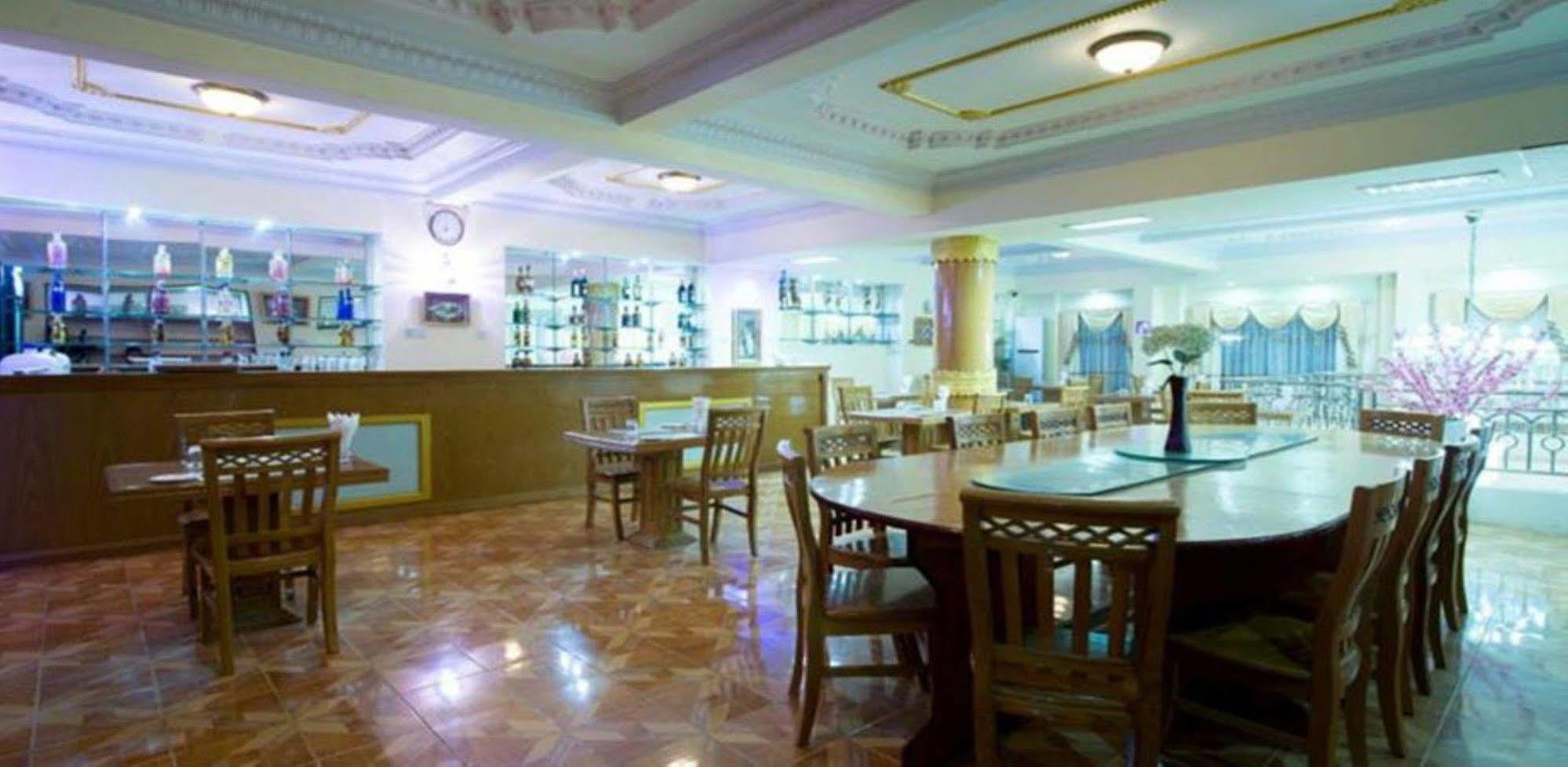 Smart Hotel Mandalay Esterno foto