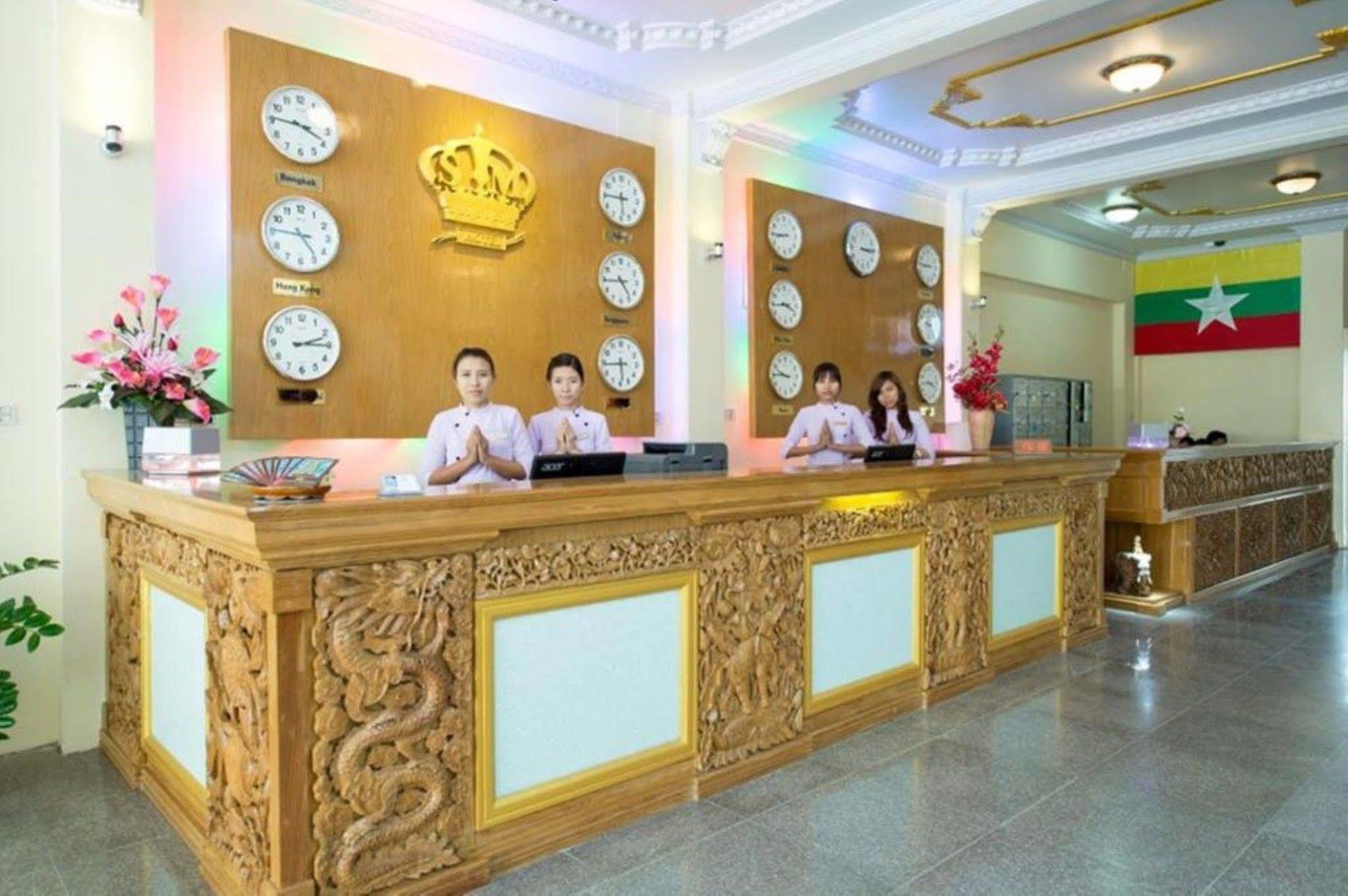 Smart Hotel Mandalay Esterno foto