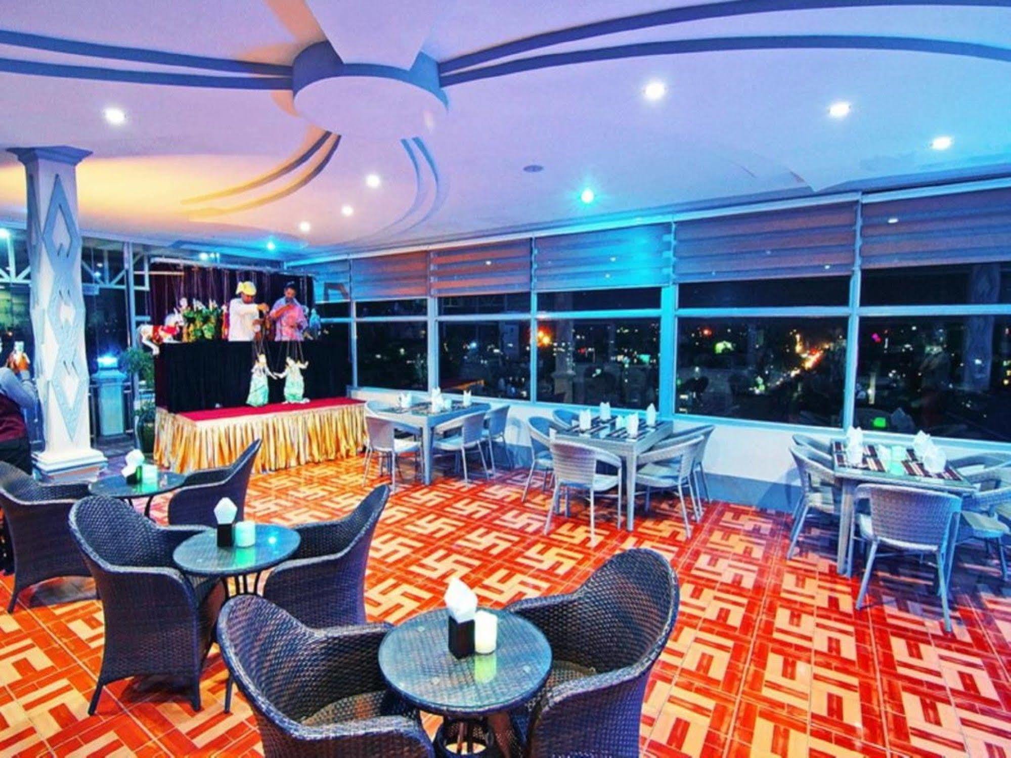 Smart Hotel Mandalay Esterno foto