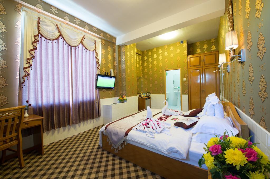 Smart Hotel Mandalay Esterno foto