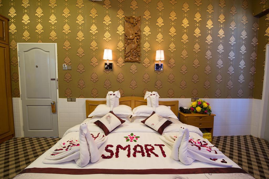 Smart Hotel Mandalay Esterno foto